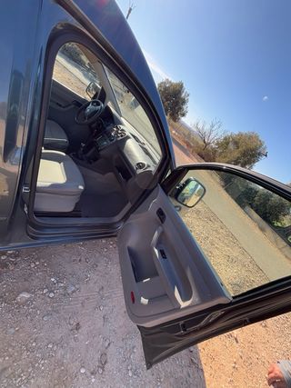 Volkswagen Caddy 2007