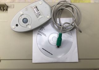 Teclado antiguo Mitsumi KPQ-E99YC-11 vintage retro