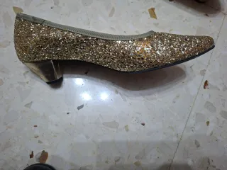 Zapatos dorados piel mujer