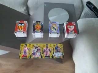 Cromos Adrenalyn XL 25-26
