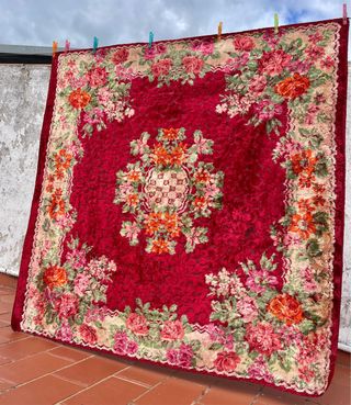 MAJESTUOSA pieza religiosa colcha antigua altar