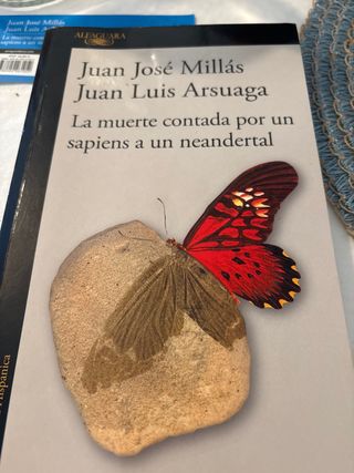 La muerte contada por un sapiens a un neanderta...