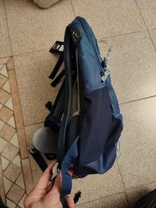 Zaino da trekking 22L