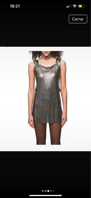 Vestido plateado efecto lentejuelas