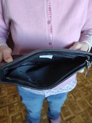 Bolso de hombro Monova negro