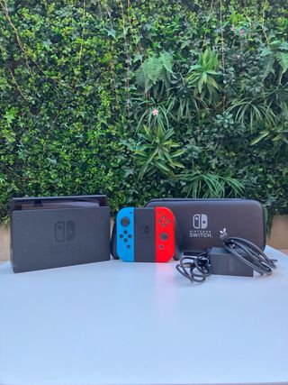 ¡COMO NUEVA! Nintendo switch con accesorios