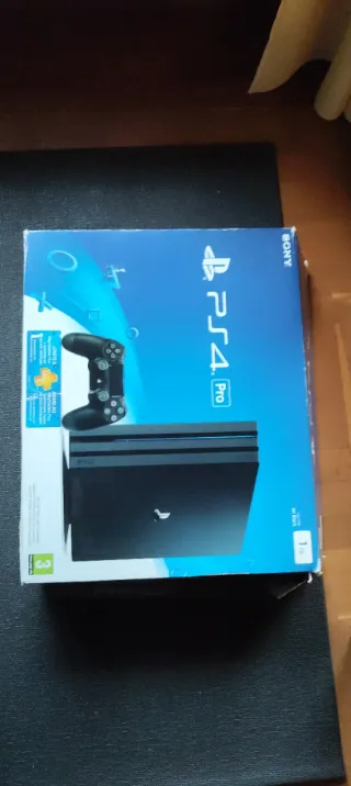 PS4 Pro 1TB Nero e 1 Controller