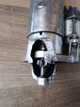 Motor de arranque Seat 600