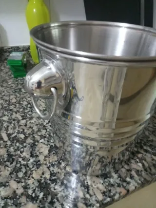 Enfriador de botellas de acero inoxidable