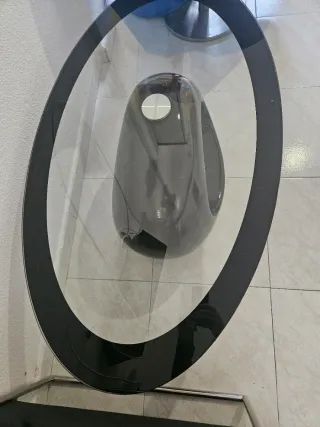 Mesa de centro cristal y base negra