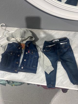 Conjunto Levi's 3 meses