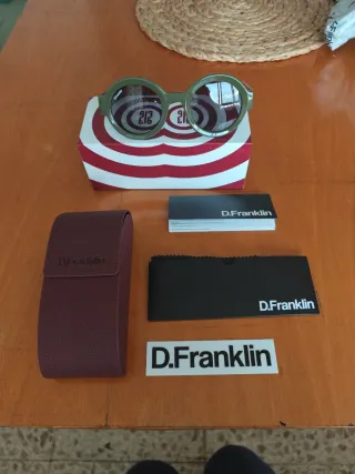 Gafas de sol D.Franklin sin estrenar con funda.