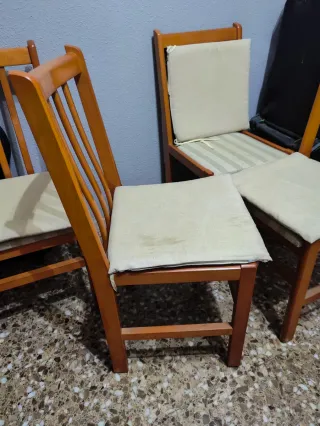 Lote 4 sillas comedor madera cerezo
