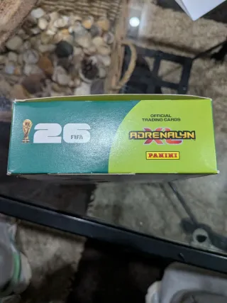 Caja Panini Adrenalyn Mundial FIFA 2026