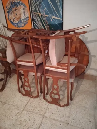 Mesa de salón con 6 sillas