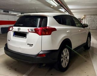 Toyota RAV4 2013