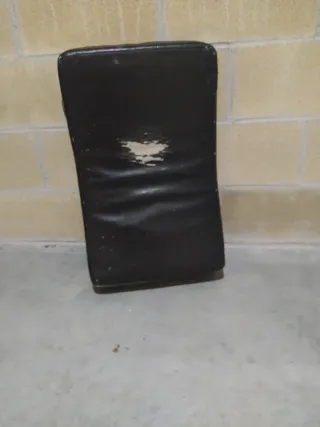 Escudo de golpeo curvo artes marciales