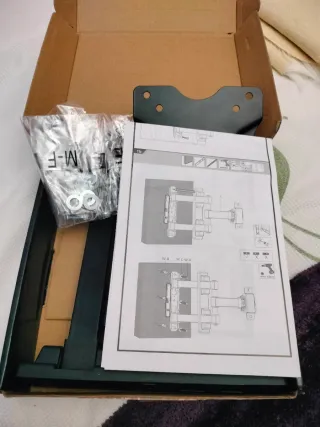 Soporte TV Aisens, máximo 24"