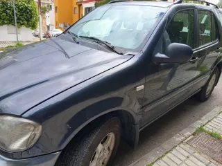 Mercedes-Benz Clase Ml 270 cdi con reductora