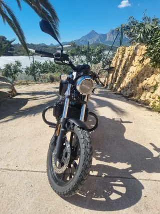 QJMotor SRV 125 - 11.000 km