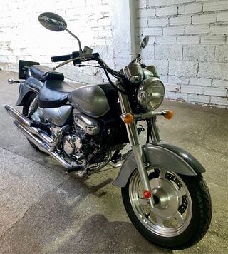 Hyosung Aquila 250