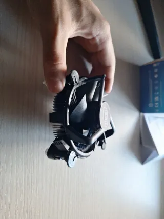 Intel Core i7 10700F (Disipador)