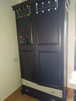 Conjunto habitación,cabecero,mesita y armario