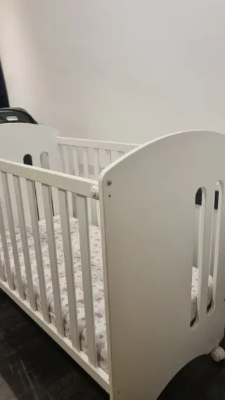 Cuna Micuna con colchón viscoelástico