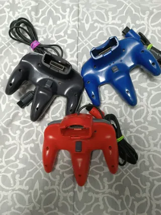 Mandos Nintendo 64 (N64) - Azul, Rojo, Negro