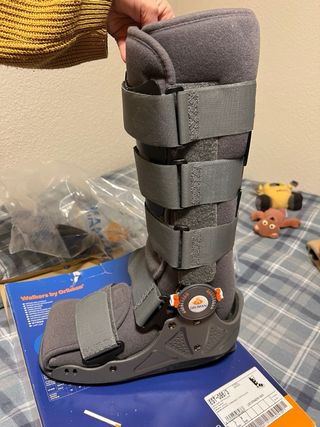 Bota Walker Ortopédica Negra/Gris