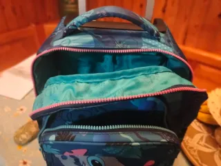 Mochila con ruedas infantil