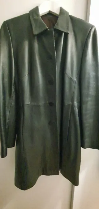 Dos chaquetones de piel KAREL M y XL De mujer