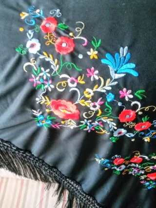 MANTONCILLO DE FLAMENCA