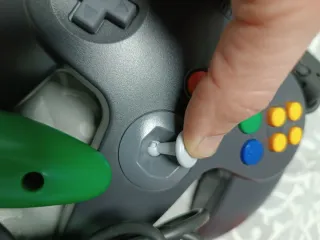 Mandos. Excelente estado. Nintendo 64