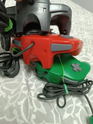 Mandos. Excelente estado. Nintendo 64
