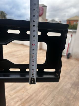 Soporte TV con ruedas y estantes