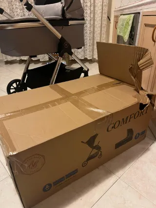 Carrozzino passeggino grigio