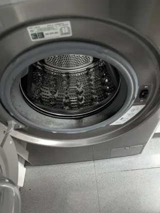 Lavadora LG gris 8kg Direct Drive