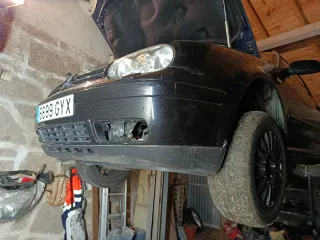 Defensa Delantera Golf 4 Negra