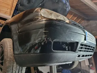 Defensa Delantera Golf 4 Negra