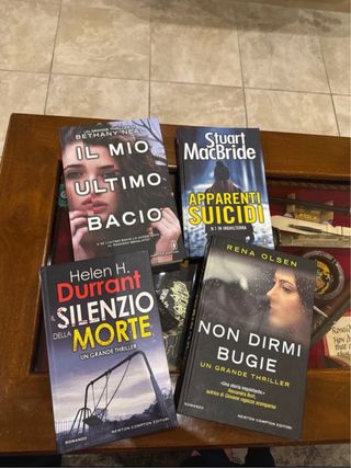 Set 4 libri