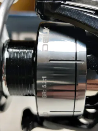 Carrete de pesca DEUKIO