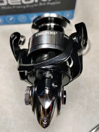 Carrete de pesca DEUKIO