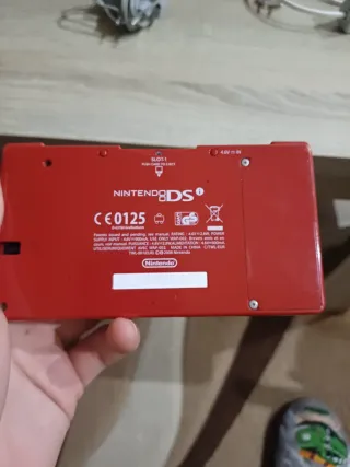 Pacchetto Nintendo DSi con 10 giochi