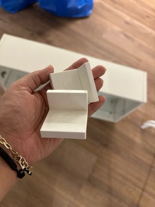 Mueble pared blanco con balda cristal