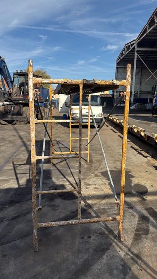 Andamio metálico completo