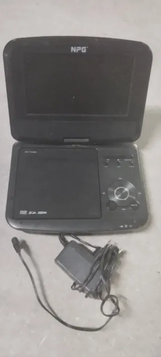 Lote tablets y DVD portátil