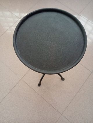 Mesa auxiliar metal envejecido Zara Home