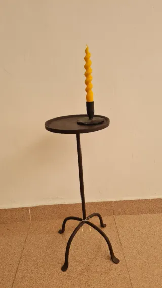 Mesa auxiliar metal envejecido Zara Home