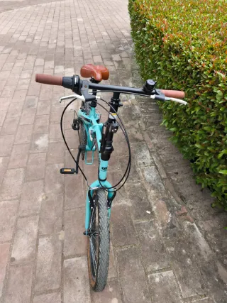 Bicicleta plegable azul